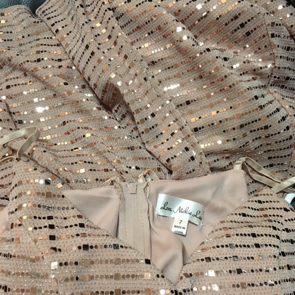 PROM/ Cocktail/ Cruise DRESS New Rose Gold Dress Size 7 Gorgeously Beautiful. - Picture 5 of 5